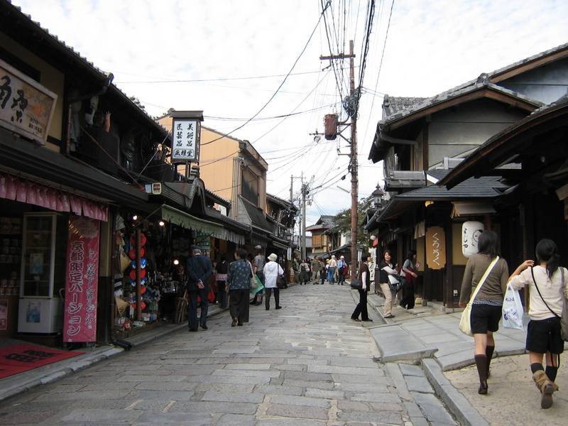 Near Kiyomizu Temple, back streets, Kyoto