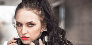 Definitive Guide to Picking the Best Headphones in 2019 Headphones 2019