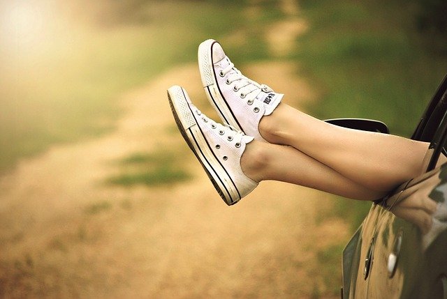 legs, window, car
