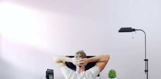 How to Manage & Build a Remote Team