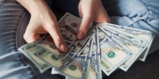 fan of 100 U.S. dollar banknotes