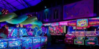 arcade game station