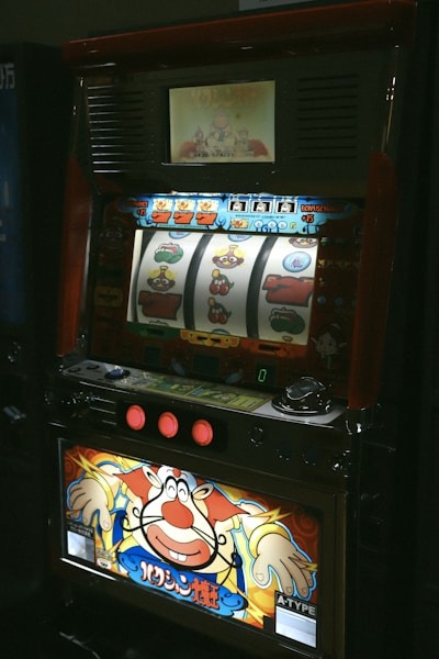 Photo by SLNC multicolored slot machine close-up photography