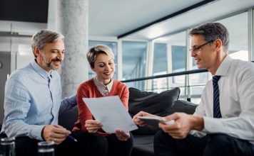 How to Win Enterprise Insurance Accounts