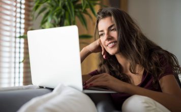Girlswithlove Review: What the Sign-Up Process Reveals
